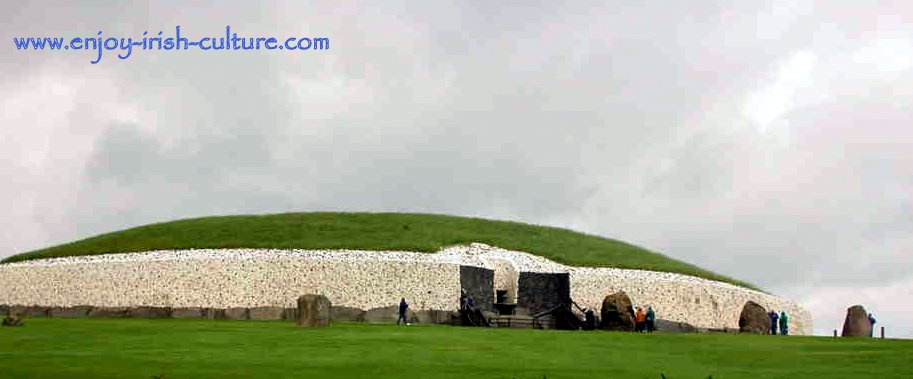 Bru Na Boinne, Newgrange