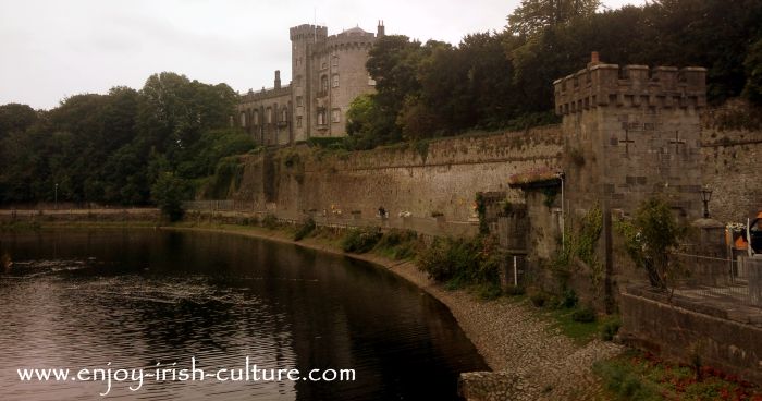 Kilkenny Castle and the river Nore