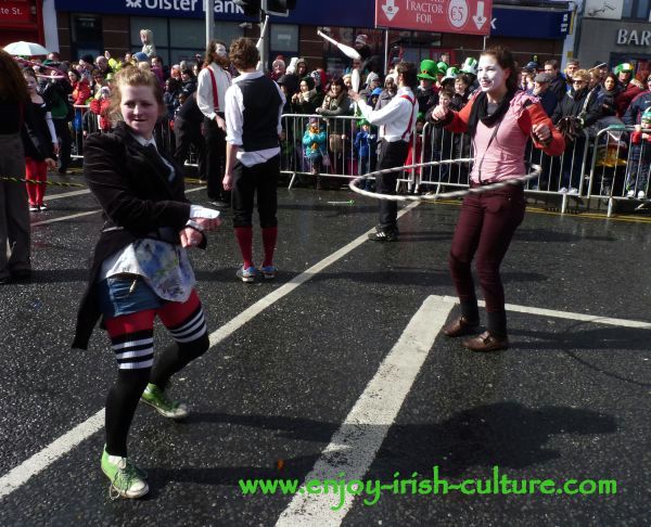 St Paddy's Day in Galway, Galway Community Circus performers